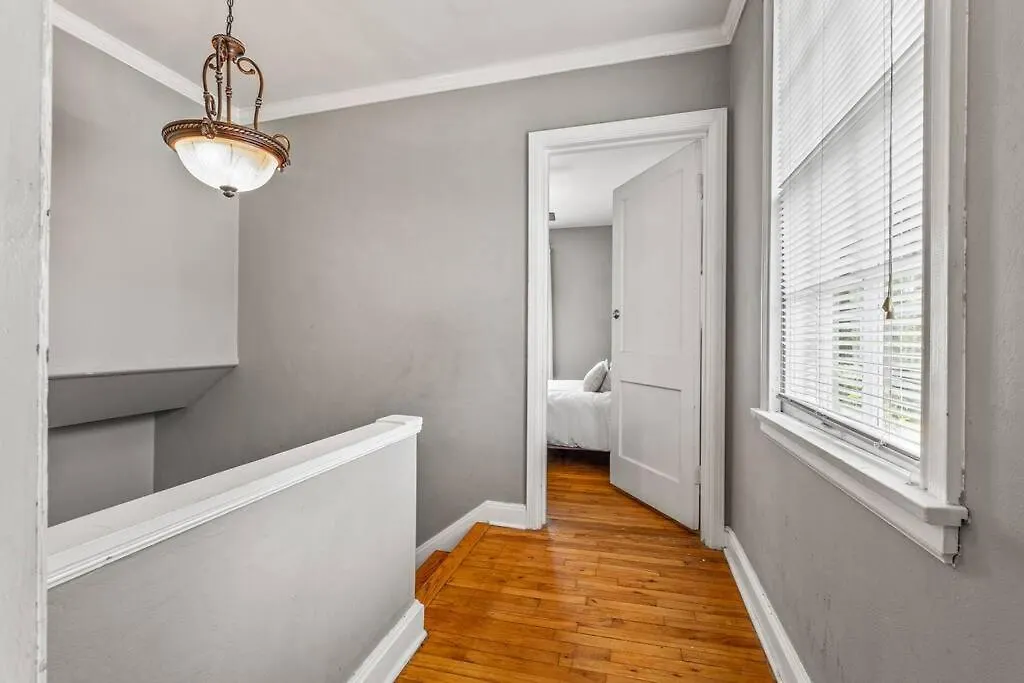 East Hill Retreat Near Beaches & Downtown Pensacola United States