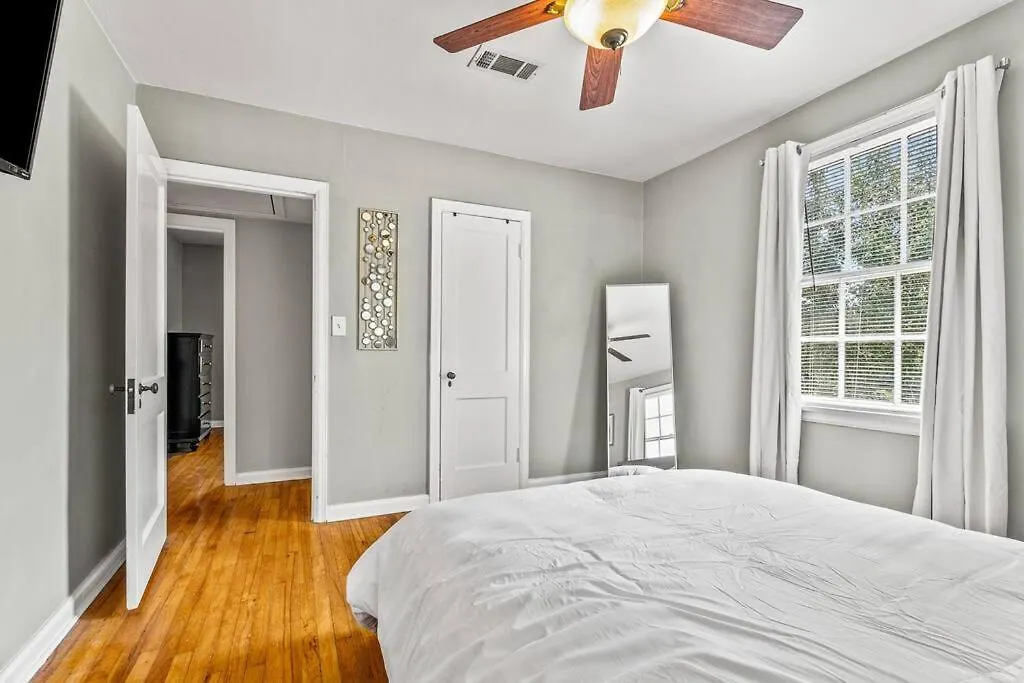 East Hill Retreat Near Beaches & Downtown Pensacola United States